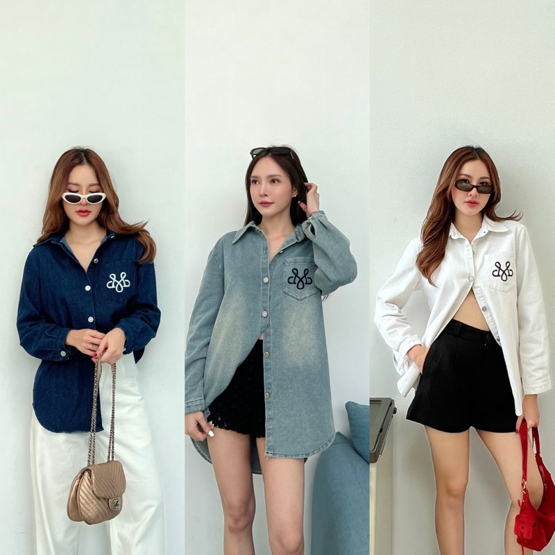 MALIMAYS - Oversized denim shirt เสื้อเชิ้ตปักโลโก้