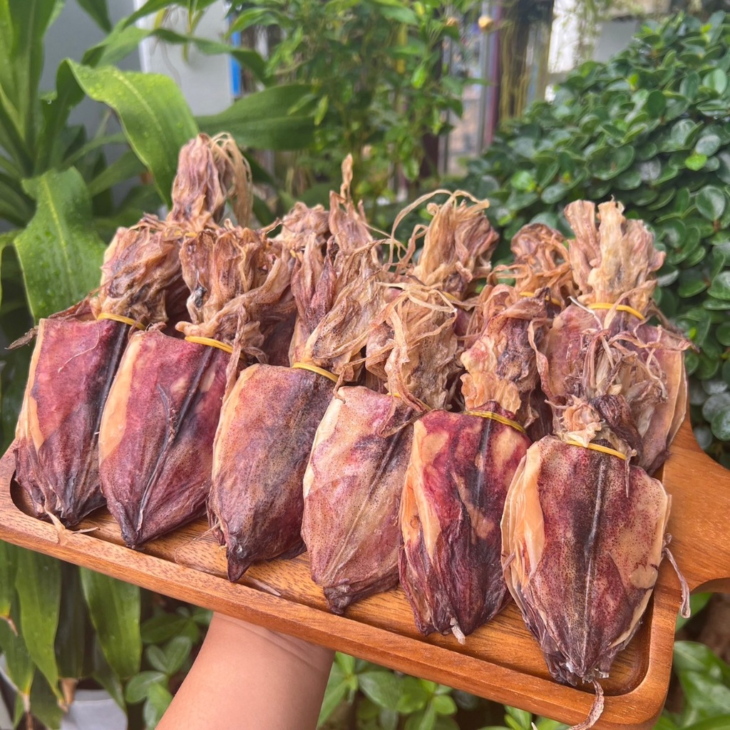 หมึกผ่าหนังเรือ 2 นิ้ว 1Kg.  เนื้อสวย เนื้อหวานอร่อย ราคาส่ง