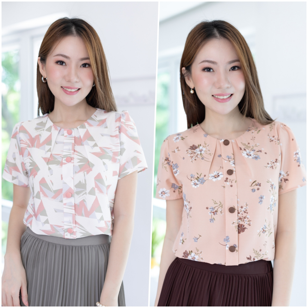 Narinari : NT2493 Button Placket Blouse - เสื้อทำงาน แต่งสาบหลอกด้านหน้า จีบด้านข้างสาบ กระดุมปั๊ม ต้นแขนจับจีบยก