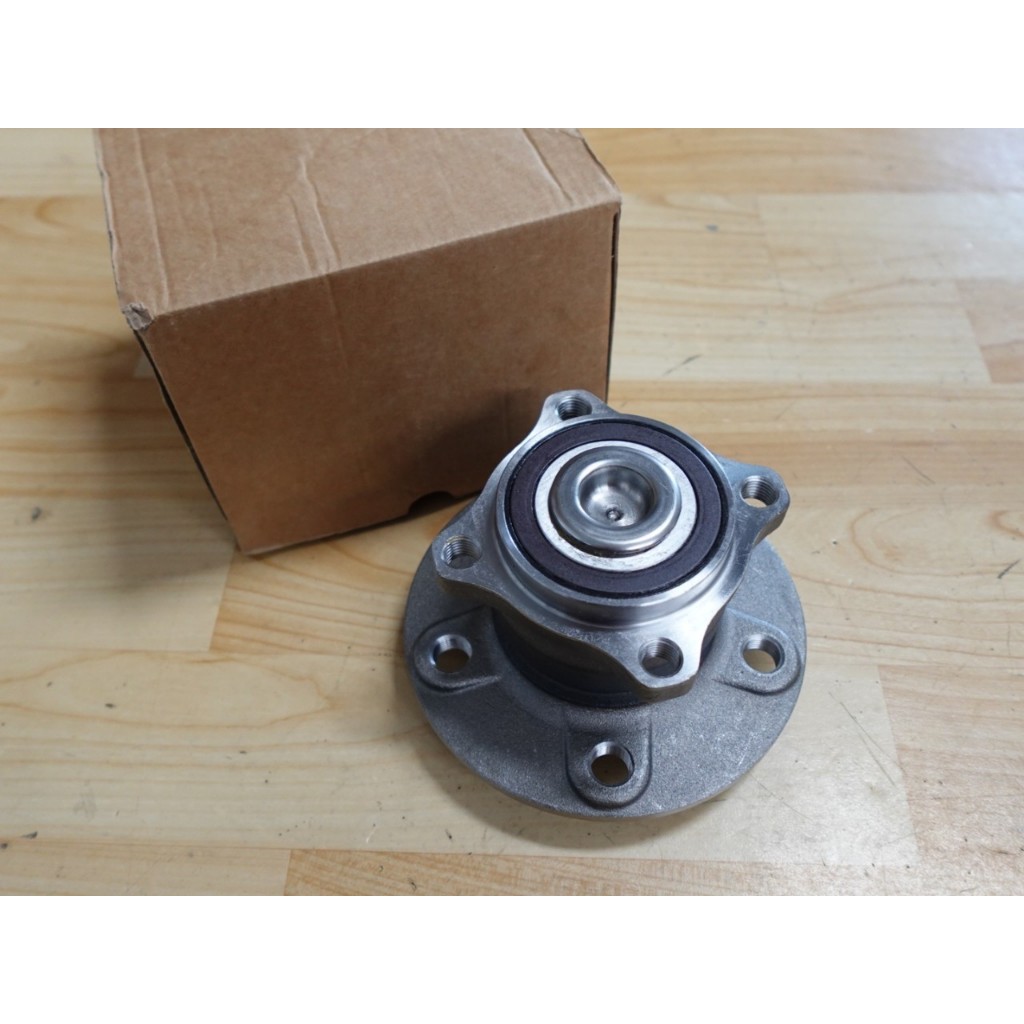 ดุมหล้อหลังพร้อมลูกปืน Mercedes - Benz A-Class W169 A170 A180 CDi ,B-Class W245 B180 CDi ปี 2004 - 2012