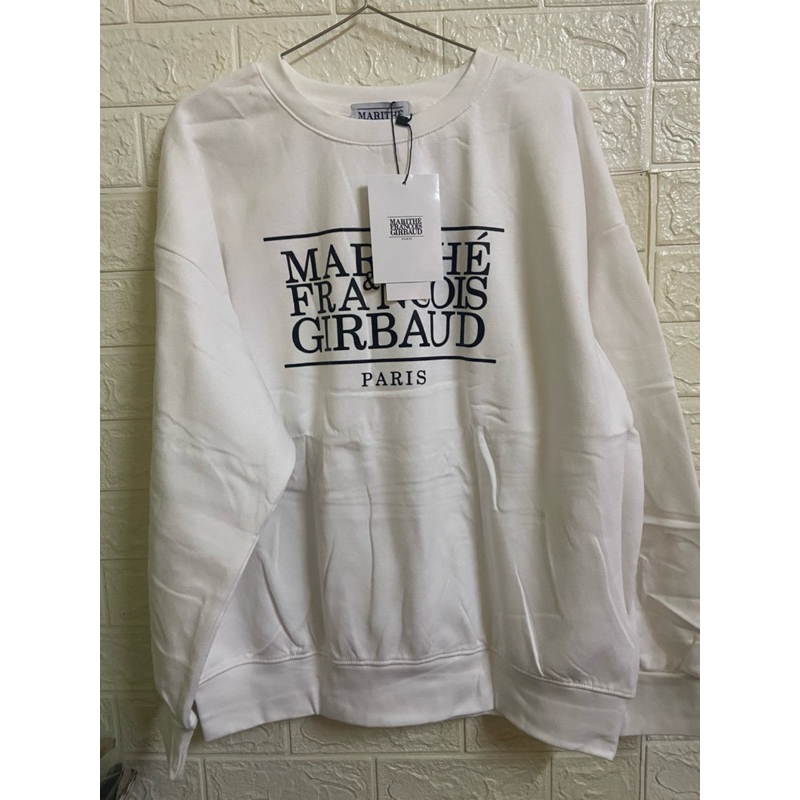 Oversize sweatshirt marithe wh สเวตเตอร์รุ่นโอเวอร์ไซส์