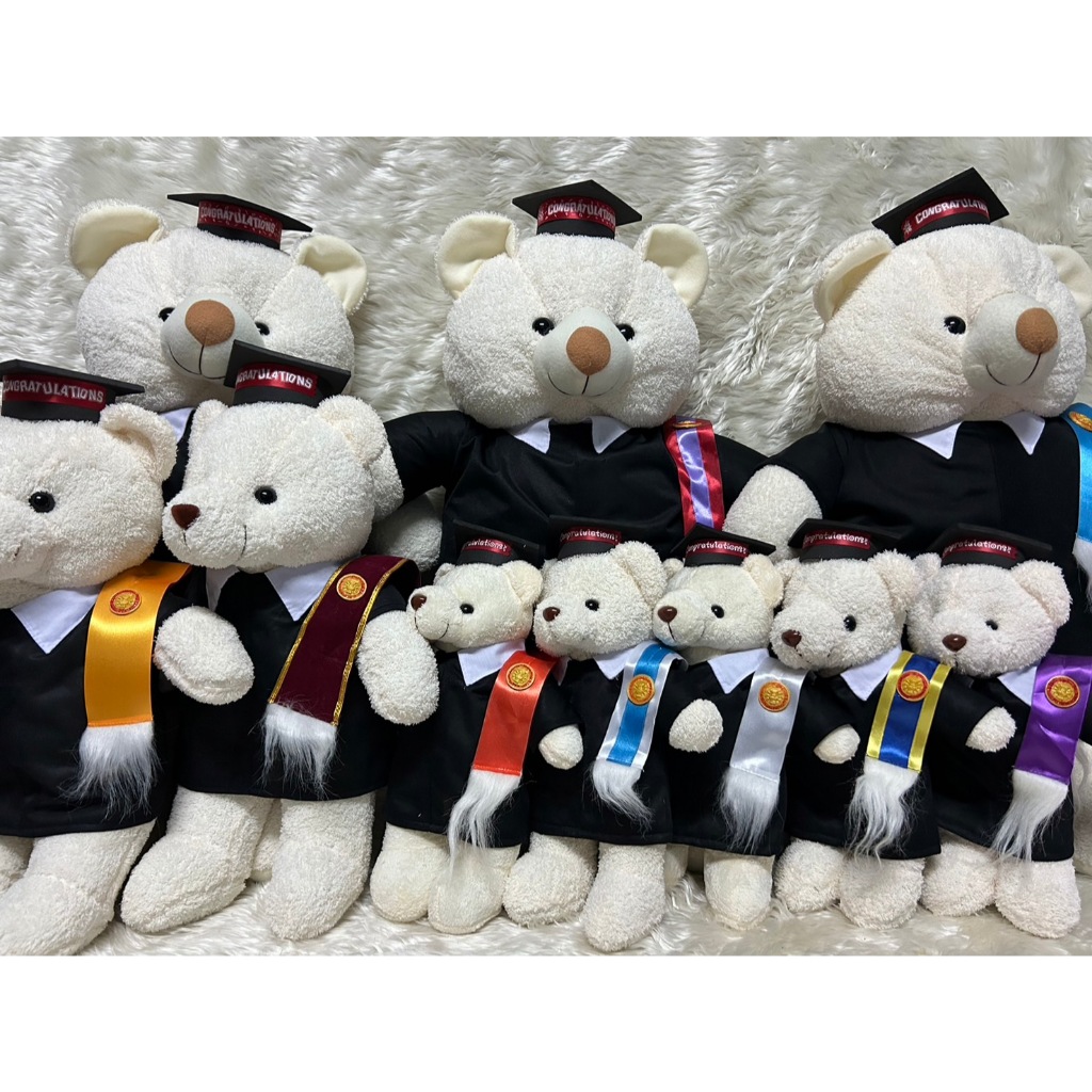 ตุ๊กตาหมีชุดครุยมหาลัยธรรมศาสตร์จัดส่งทั่วประเทศ(สินค้าพร้อมส่ง)