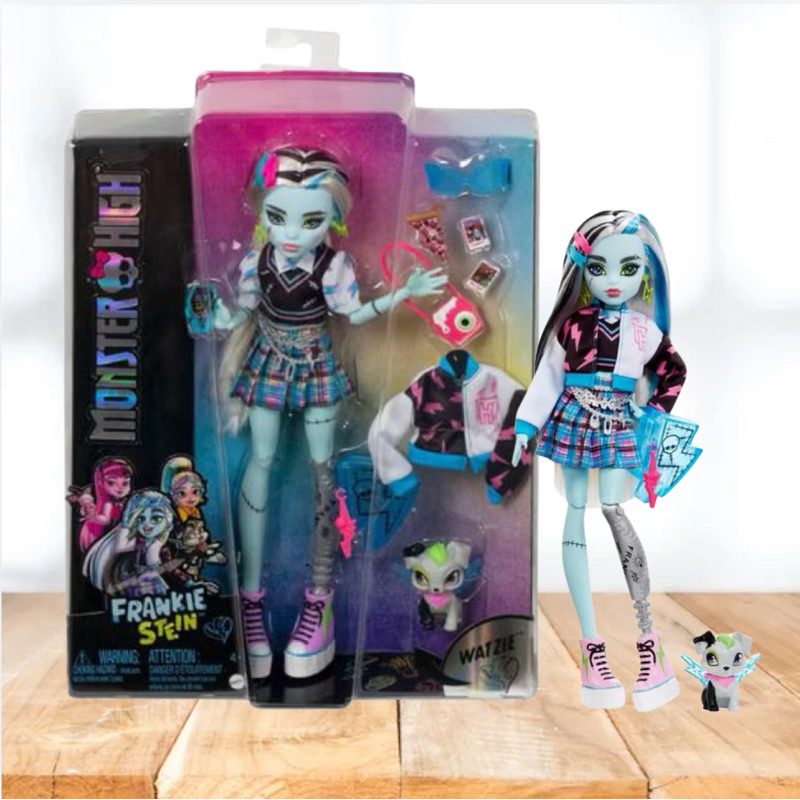 Monster High Doll, Frankie Stein with Accessories and Pet