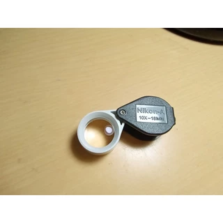 Nikon Loupe 10 X Japan สีขาว เลนส์แก้วเคลือบมัลติโค๊ด ส่องชัดสบายตา แถมฟรีซองหนัง บอดี้คงทน มีประกัน