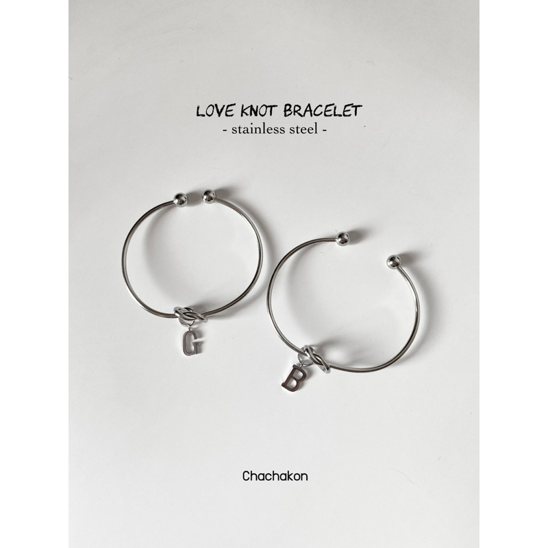 สร้อยข้อมือคู่ Love knot คู่ละ 385-.