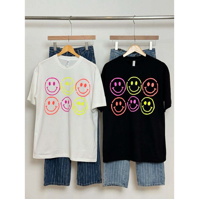 SIS.ON | พร้อมส่ง เสื้อยืดโอเวอร์ไซส์ Oversize SHE ยิ้มเรียง