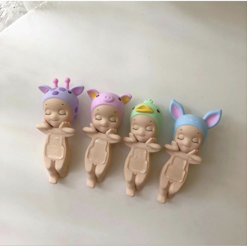 ตัวเกาะ​โทรศัพท์ Sonny Angel Hipper