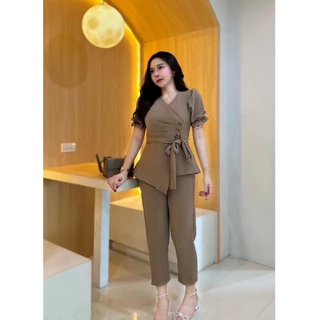 ชุดเซตผ้าวูลเวฟ เสื้อแขนตุ๊กตาจีบข้างแต่งกระดุมสม็อคหลัง+กางเกง+สายผูกเอว A4616
