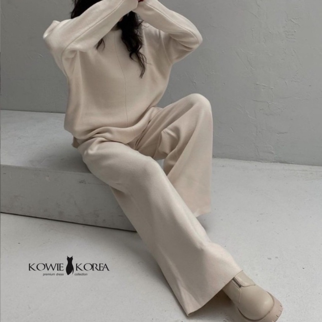 Kowie Korea ( 424 ) Luga ชุดขึ้นเครื่อง งานไหมพรม ชุดเซทผ้าอุ่นเสื้อ+กางเกงขายาวไหมพรมสีครีม สีดำ