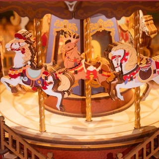 ส่งด่วน กทม. 🎠 ม้าหมุน Classic Carousel กล่องดนตรี DIY ประกอบเอง ไม่ใช้กาว เปิดไฟได้ Rolife AMC01