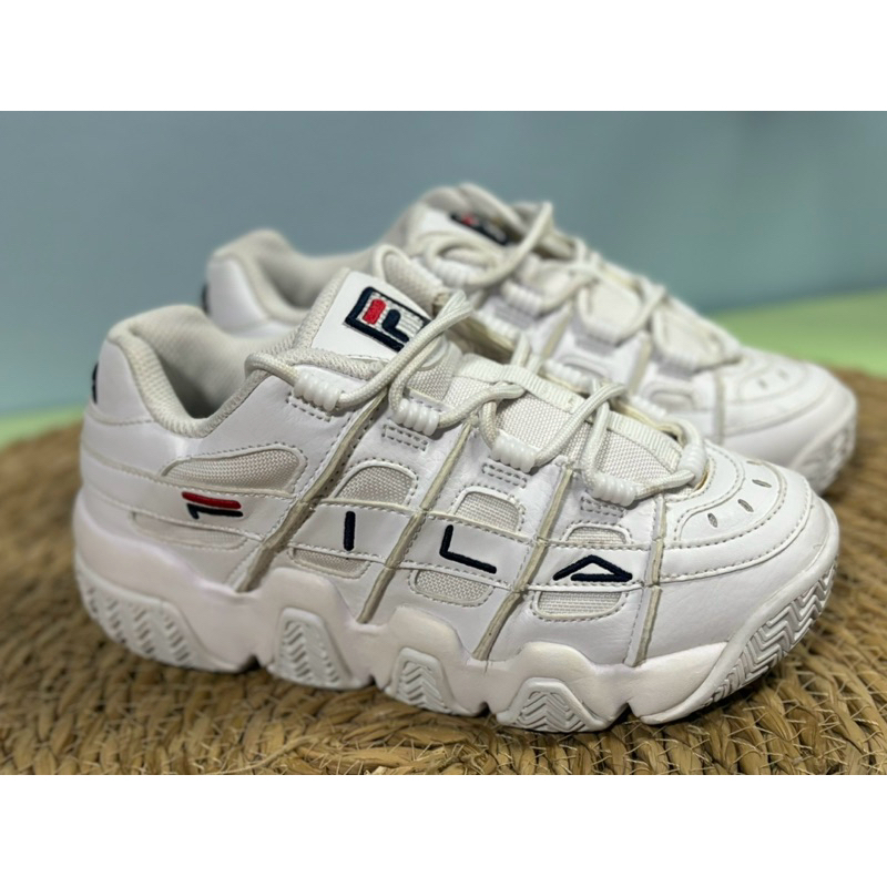 รองเท้า Fila Barricade XT 97 (หนังสีขาว)ไซส์ 36.5(23ซม)มือสอง