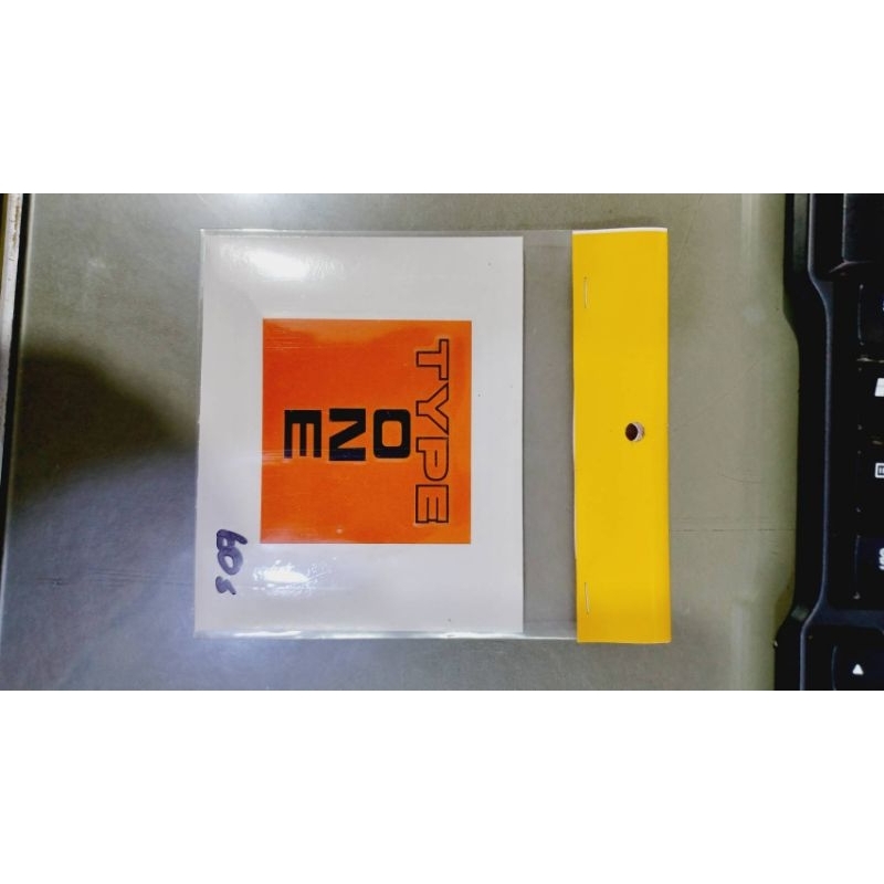 สติกเกอร์ติดรถยนต์ ติดกระจก sticker car สีสะท้อนแสง ตกแต่งรถยนต์