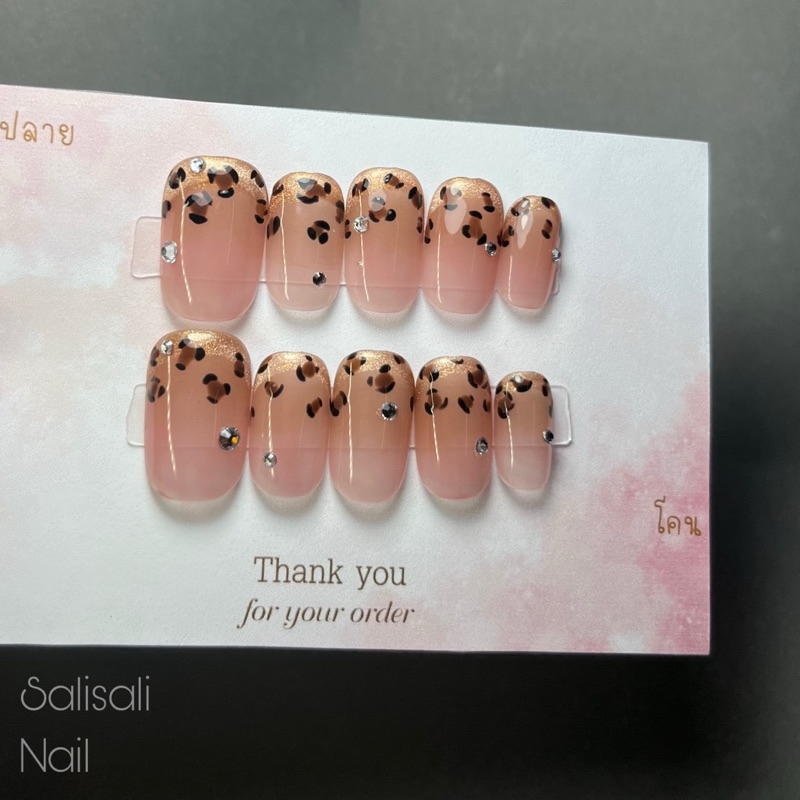 เล็บปลอมสีเจลลายเสือลูกแก้ว