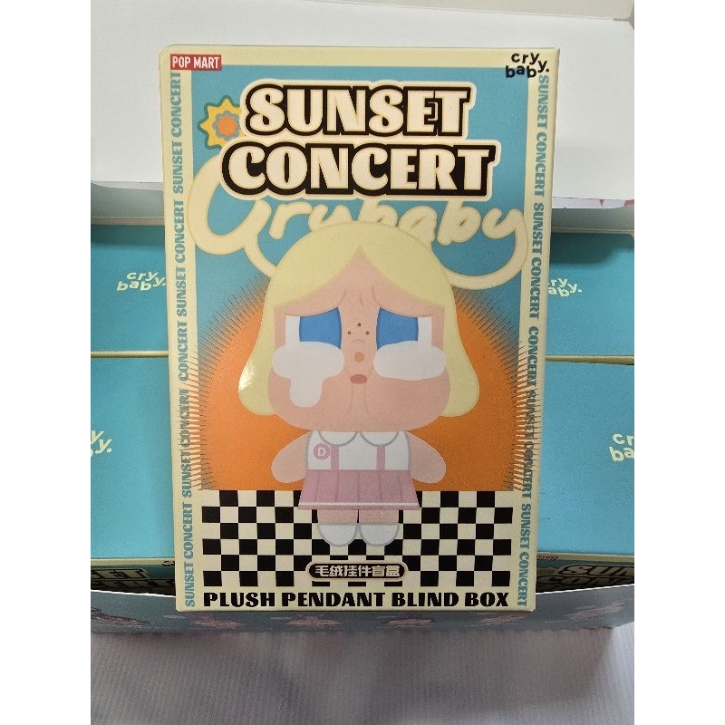 มีพร้อมส่ง เก็บโค้ดมาลด กดสั่งเลยค่ะ พวงกุญแจ POP MART CRYBABY Sunset Song Club Series ของแท้100%