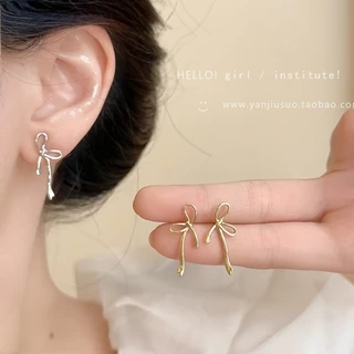 COD-ในไทย💖S925ต่างหู ประดับโบว์ ละเอียดอ่อน Insสไตล์เกาหลี แฟชั่นสําหรับผู้หญิง สแตนเลส ไม่ทําให้แพ้ง่าย 2024ใหม่-Kri