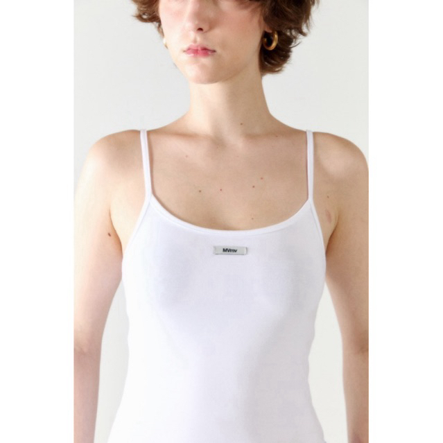 MVBKK BASIC LABEL TANK เสื้อสายเดี่ยวผ้ายืดติดโลโก้