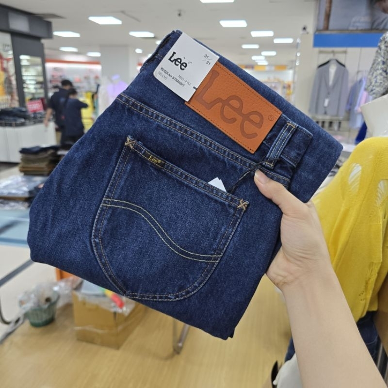 กางเกงยีนส์ (Lee) ผู้ชาย รุ่นMIAMI [MIAN07] ผ้าไม่ยืด ทรงกระบอกตรง เอวกลาง สีบลูเฟดสวย