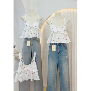 NN596 เสื้อสายเดี่ยวลายเชอร์รี่ แต่งลูกไม้อก Peekanong🌷