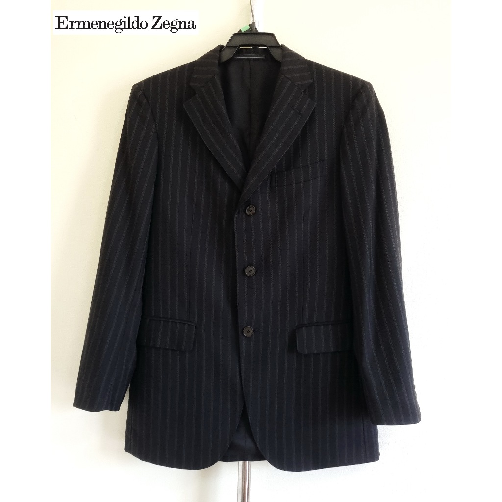 Ermenegildo Zegna เสื้อสูท สีดำเทา อก 40 นิ้ว มือสอง