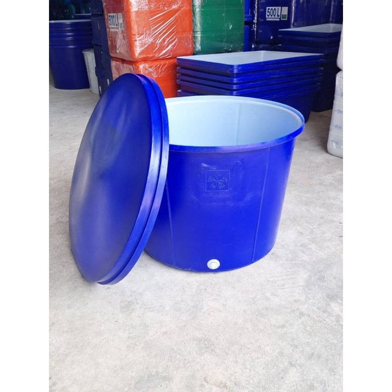 ถัง500ลิตรใหม่มือ1 มีฝาปิด ถังหนาแข็งแรง 
มีวาวลว์น้ำออก

กว้าง112ซม.

สูง80ซม.

ถังหนัก15กก.

ฝาหนัก5กก.