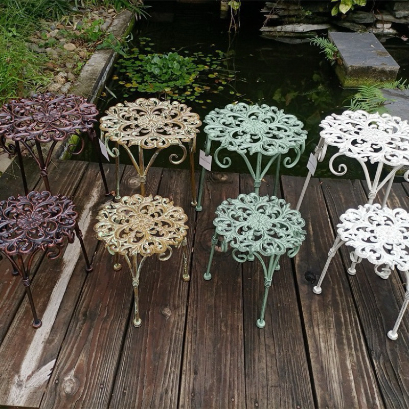 เก้าอี้ขาเหล็กดัดวินเทจ ลายดอกไม้ รุ่น Tabouret แต่งสวนอังกฤษ ของแต่งบ้าน ของแต่งสวน