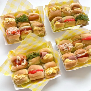 ขนมปังแพสูตรนมสดไซส์ XXS แพละ 48 ชิ้น ชิ้นละ 6-8 กรัม ไปรษณีย์ไทย สามารถสั่งได้8แพค ต่อ1คำสั่งซื้อ
