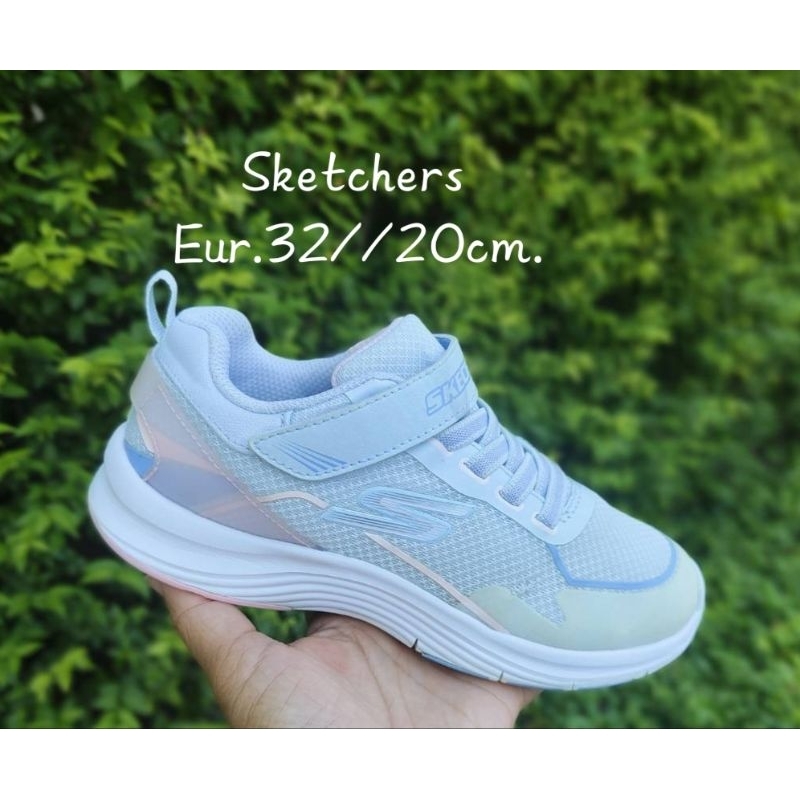 Sketchers 👟🥾👞รองเท้าเด็กแบรนด์แท้มือสอง .