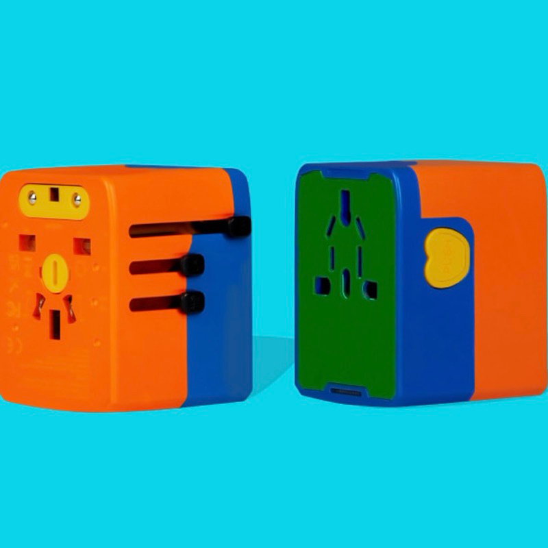 ❣️พร้อมส่ง❣️  [Wiggle Wiggle] Color Block Adaptor Multi Tap + Pouch : อะแดปเตอร์พกพา สุดน่ารัก