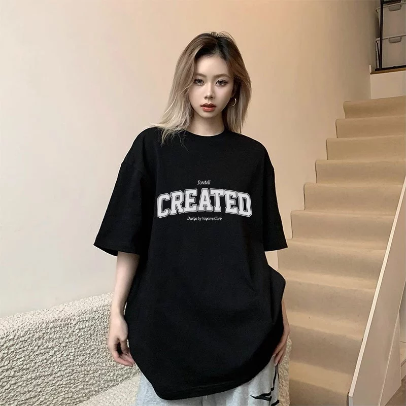 เสื้อยืดผู้หญิง ผ้าคอตตอน100% oversize  เสื้อผ้าแฟชั่นไซส์ใหญ่ ลําลองทรงหลวม เสื้อโอเวอร์ไซส์เกาหลี สตรีทลายตัวหนังสือ thumbnail 6