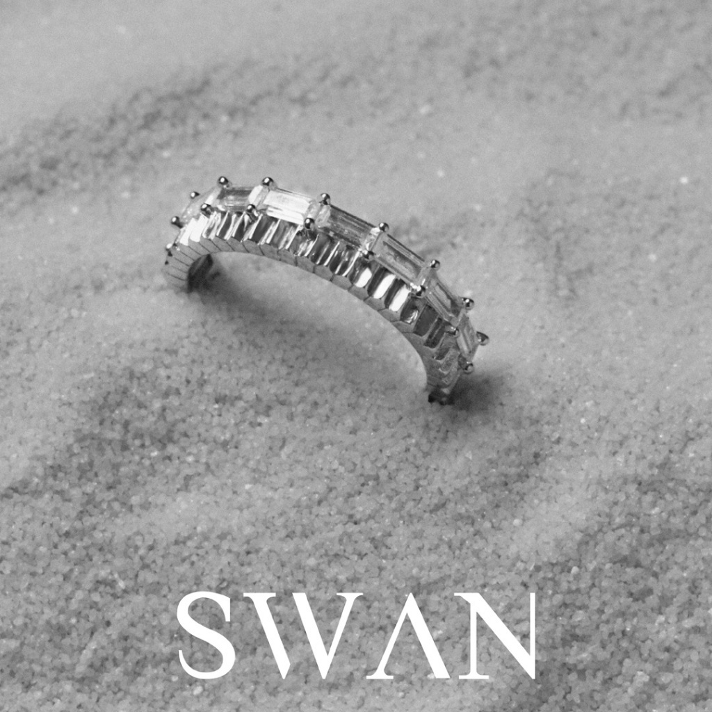[ส่งด่วนฟรี]SWAN - ATHENA HALF RING แหวนเงินแท้ ฝังเพชรคิวบิกเซอร์โคเนีย ทรงบาแกตต์