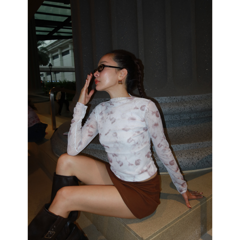 Beigebased - Jodie Mesh Top เสื้อแขนยาวคอปีนผ้าตาข่ายทรงสวย ซับในทั้งตัว