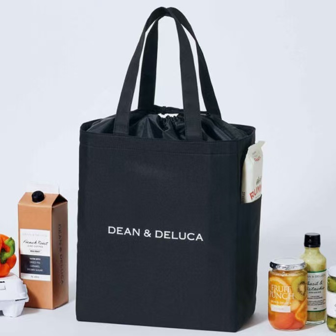 (ส่งฟรีEMS พร้อมส่งในไทย) DEAN&DELUCA กระเป๋าไนล่อน เก็บร้อนเย็นได้ มีฟอย ด้านบนมีผ้าหูรูด (ของแท้)