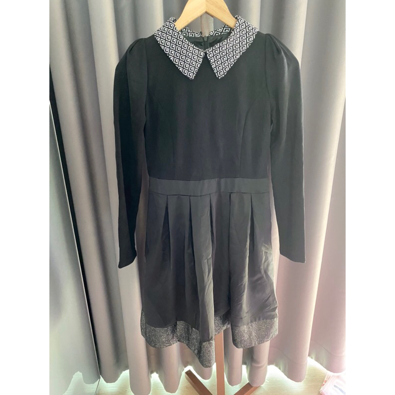 มินิเดรส มือ2 size m 160/84A ไม่มีตำหนิค่ะ ราคา 43฿