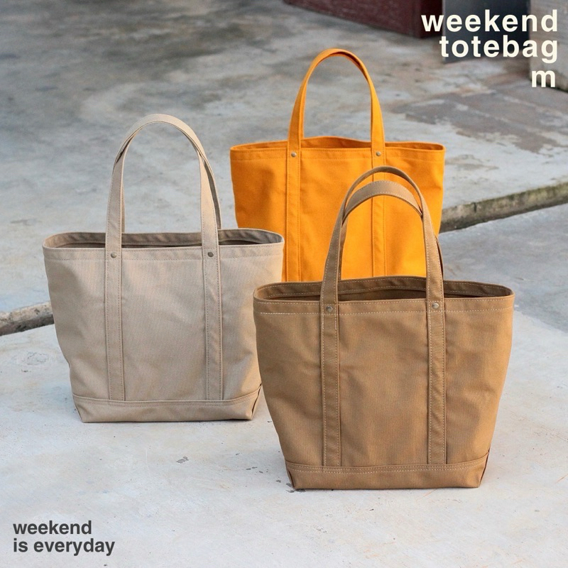Weekend Totebag (m) กระเป๋าผ้าแคนวาส (pre-order)