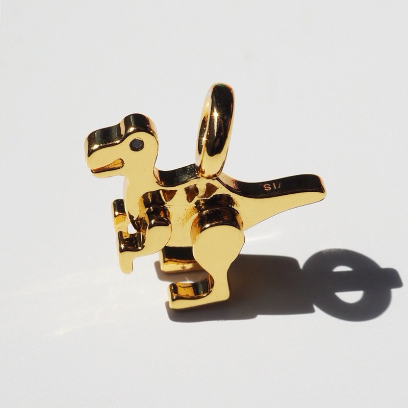 ส่งต่อ YVIS T-rex gem pendant necklace สร้อยคอ