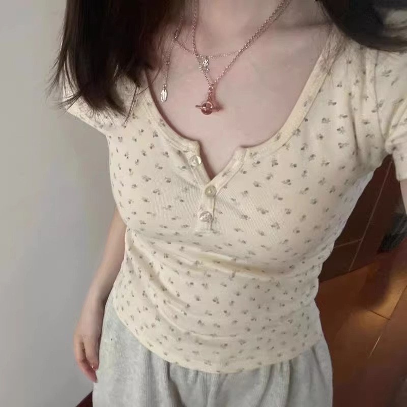 🎀Yummy Shop🎀พร้อมส่ง 【232-T】เสื้อลำลองลายดอกไม้ ใส่สบาย TOP tee ผ้าเรย่อน สำหรับผู้หญิง คอกลม รุ่น พร้อมส่ง เสื้อครอปเเข - รูปที่ 7