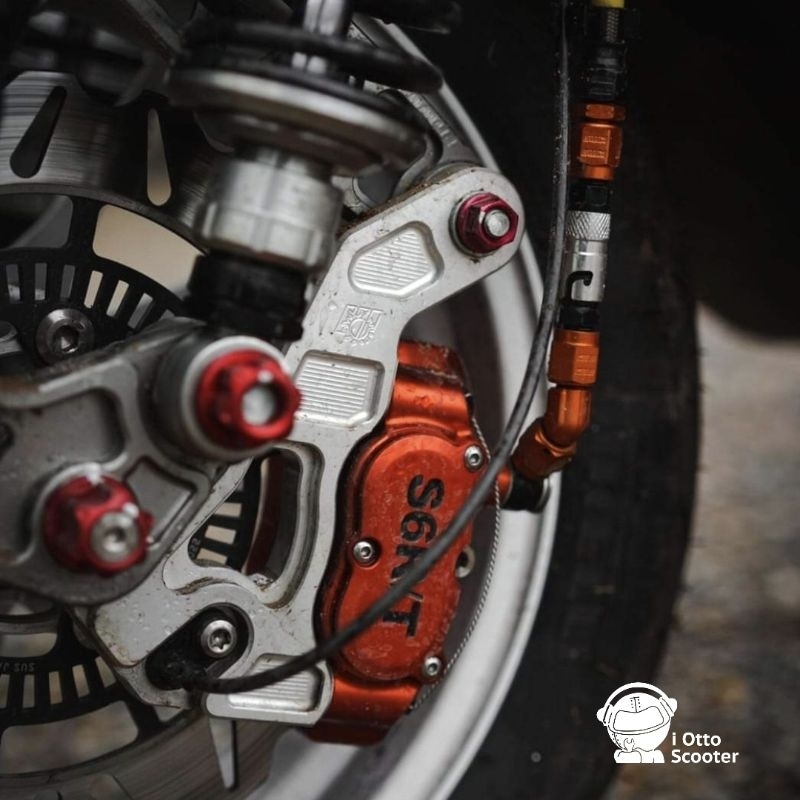 Kamui | ขาจับปั๊มหน้า 82mm Stage6 Lambretta X300