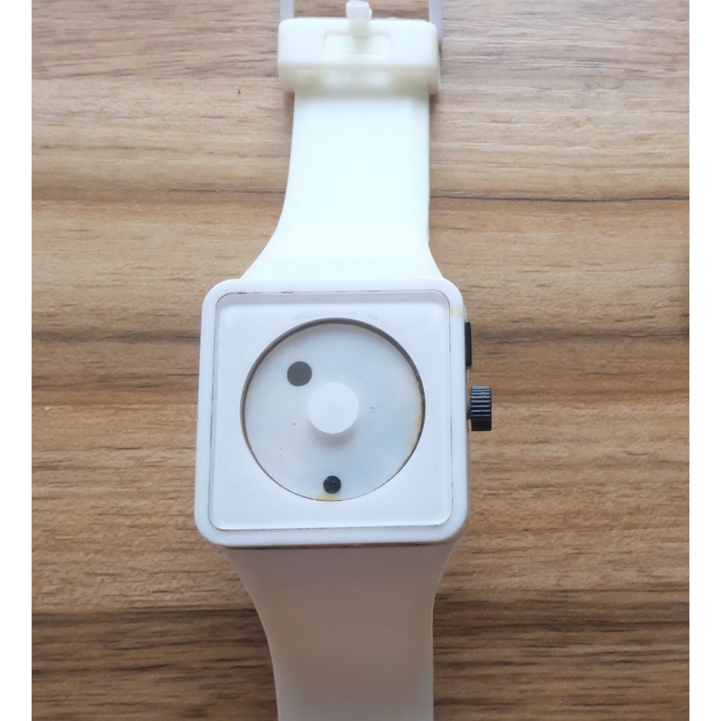 นาฬิกา Nixon The Newton Watch Size 38mm สีขาว มือสอง ของแท้