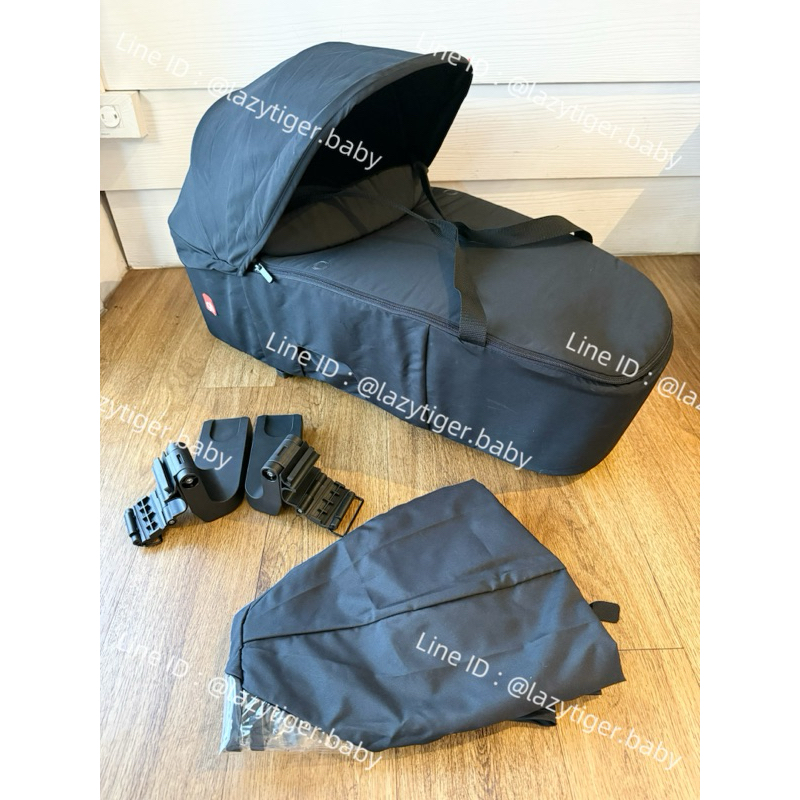 (มือสอง) GB Baby cot to go เตียงนอนเคลื่อนที่ สามารถเชื่อมต่อกับรถเข็น GB ได้