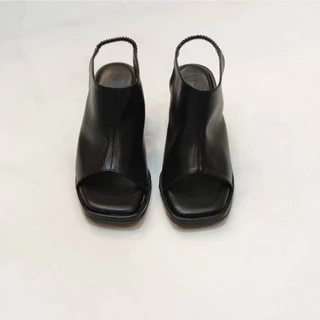 New!!!! รองเท้าส้นสูง 2.5 นิ้ว พื้นรองเท้านิ่มมาก หนัง PU อย่างดี มีสายรัดส้นยางยืด ผลิตในไทย