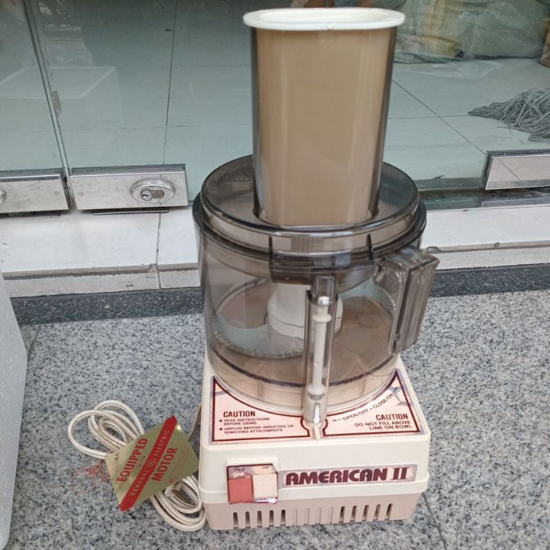 มือ1 AMERICAN 2 FOOD PROCESSOR MODEL:8000-DS MADE IN USA,เครื่องปั่น สับ แยกกาก ผักและผลไม้ มือหนี่ง