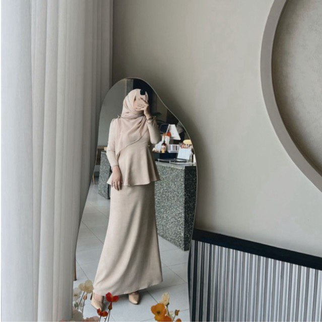 Lilynnมินิเรียบหรูผ้าสโนว์