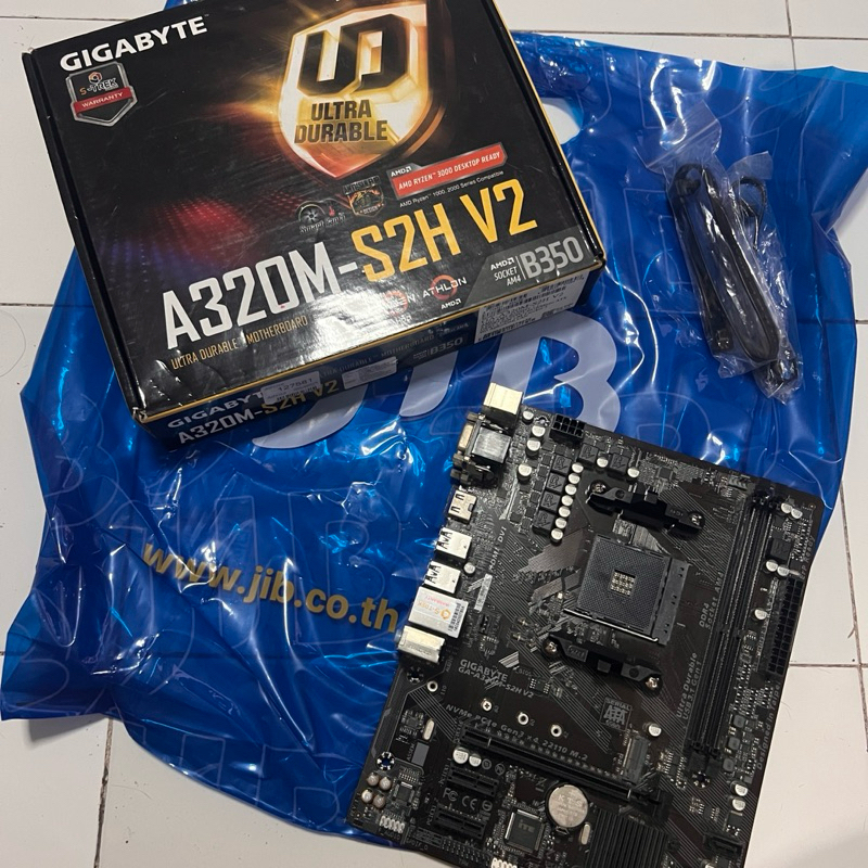 Gigabyte A320m-S2h v2 เมนบอร์ดAM4 มือสอง ส่งต่อค่ะ ประกันหมดแล้ว🙌🏼