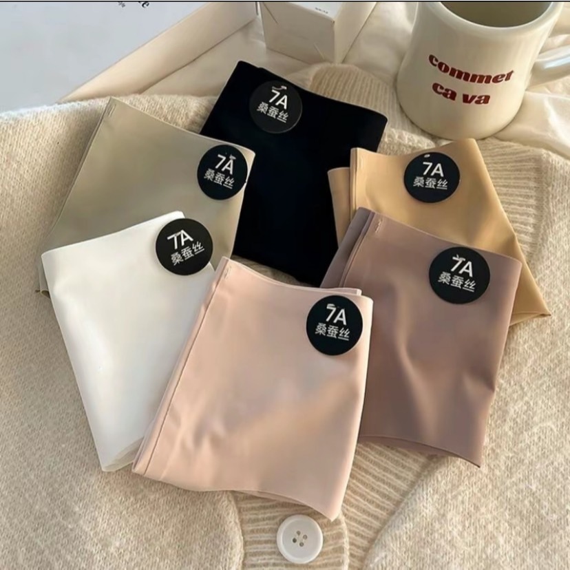 กางเกงในไร้ขอบ ไร้รอยตะเข็บเย็น เป้าสองชั้น สีพื้น ผ้านิ่น สวมใส่สบาย ระบายอากาศ ยืดหยุ่นได้ดี