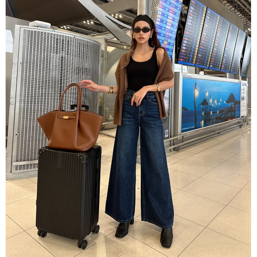 HUNG JEANS รุ่น Mona Jeans (HJ59)  ยีนส์พรางหุ่นขากระบอกใหญ่บาน เอวสูงปรี๊ด เก็บหน้าท้อง ใส่ยังไงก็ดูผอมเพรียว