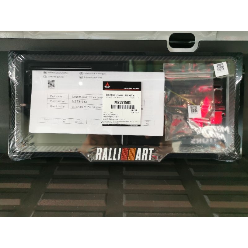 กรอบป้ายทะเบียน​ RALLIART​ ลายเคฟล่า​ของแท้ลิขสิทธิ์​ 1 คู่