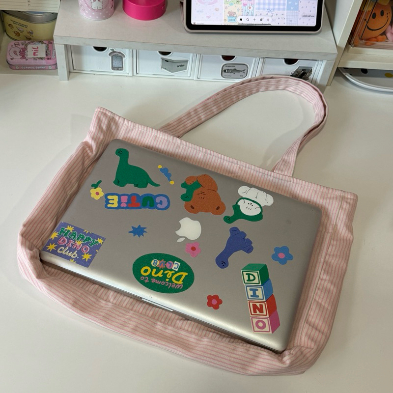 🍬พร้อมส่งTote Bag Candy กระเป๋าผ้าแคนวาสลายริ้ว มีซิป ด้านในมีช่องใส่ mac ipad laptop สมุดหนังสือได้ - รูปที่ 6