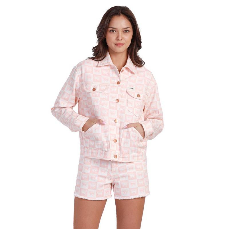 Wrangler ชุดเซ็ทผ้ายีนส์สีชมพูน่ารักมากๆ ซื้อมา 4000บาท