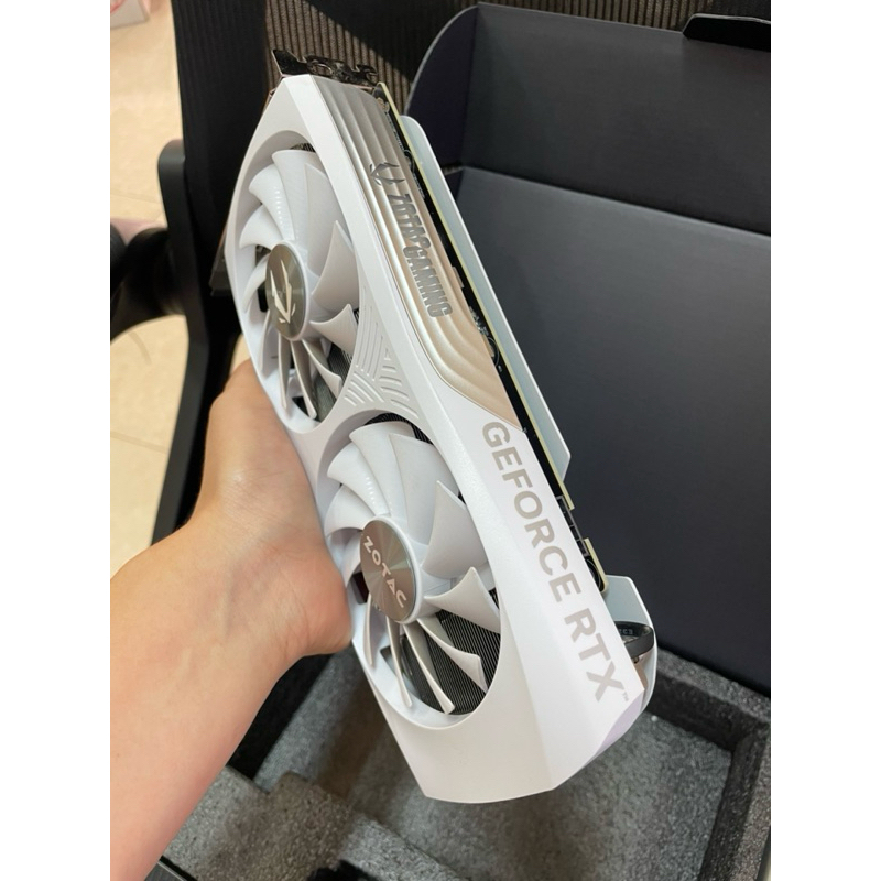 การ์ดจอมือสอง RTX 4070 12Gb Zotac white