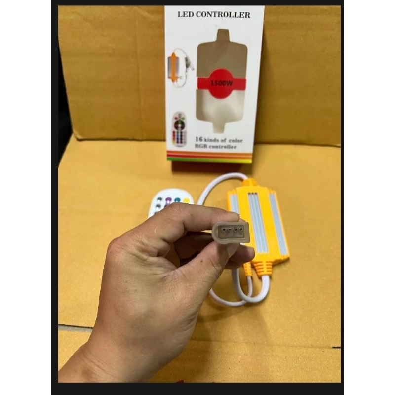 ชุดปลั๊กไฟพร้อมรีโมทคอนโทรล✅ใช้กลับไฟนีออนเฟล็กช์ RGB ไฟ220V✅พร้อมส่งค่ะ